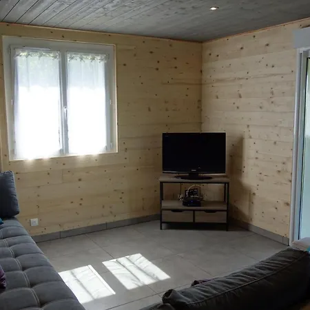 La Camarine - - 8 Places Casa de Férias Les Estables